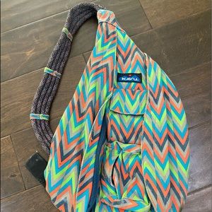 kavu crossbody